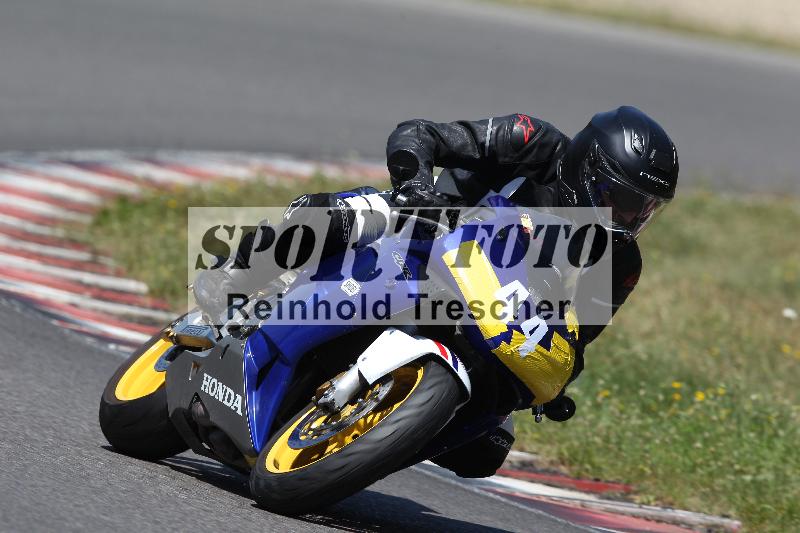 Archiv-2022/40 18.07.2022 Plüss Moto Sport ADR/Einsteiger/44
